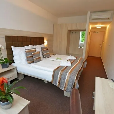 Antares Szálloda 4*