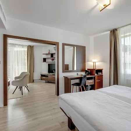 Hotel Antares 4*