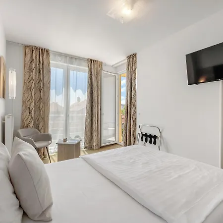 Antares 4* Pressburg