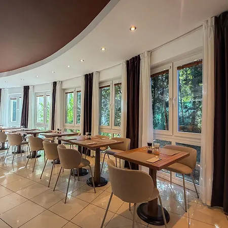 Antares Hotel 4*